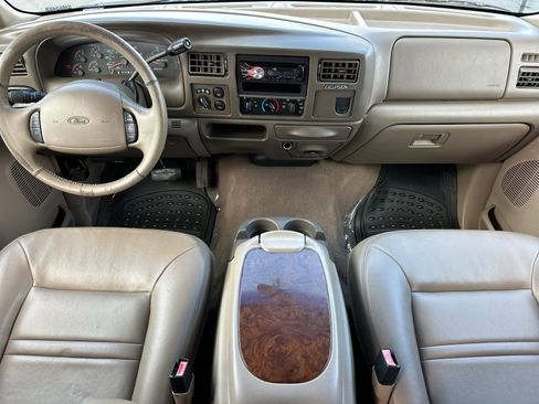 Used 2001 Ford Excursion Limited AWD/4WD image 13