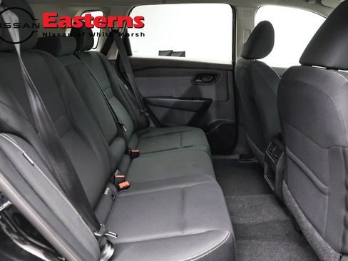 Used 2023 Nissan Rogue S AWD/4WD image 23