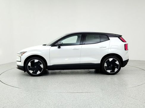 Certified 2025 Volvo EX30 Plus w/ Protection Package Premier image 8