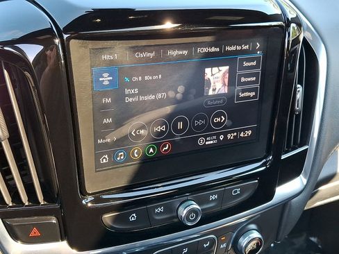 Used 2023 Chevrolet Traverse LT w/ LT Premium Package AWD/4WD image 18
