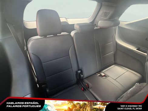 New 2026 Chevrolet Traverse Z71 w/ Enhanced Driving Package AWD/4WD image 30