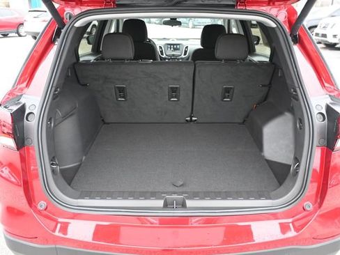 Used 2024 Chevrolet Equinox LT image 22