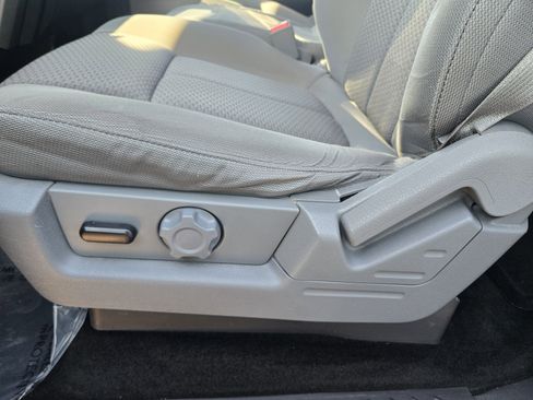 Used 2014 Ford F150 XLT w/ Equipment Group 302A Luxury image 20