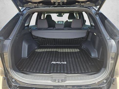 Used 2023 Toyota RAV4 SE w/ Weather & Moonroof Package AWD/4WD image 6