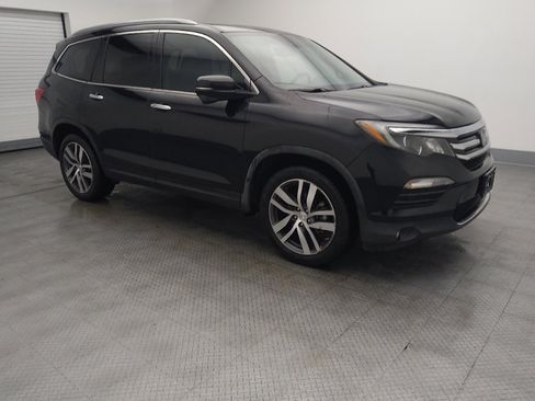 Used 2016 Honda Pilot Touring image 11