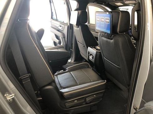 Used 2024 Chevrolet Tahoe Premier w/ Advanced Technology Package AWD/4WD image 16