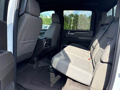 New 2026 GMC Sierra 2500 SLT image 19