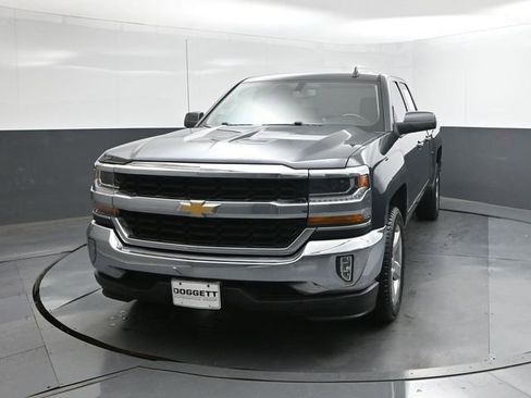 Used 2018 Chevrolet Silverado 1500 LT w/ Texas Edition RWD image 22