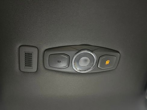 Used 2020 Ford F150 XLT image 63