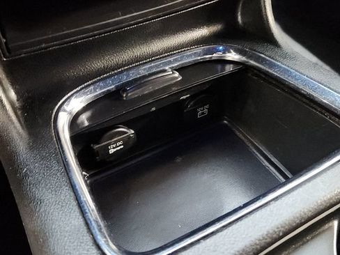 Used 2019 Dodge Grand Caravan GT FWD image 39