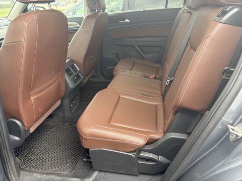 Used 2021 Volkswagen Atlas SE AWD/4WD image 16