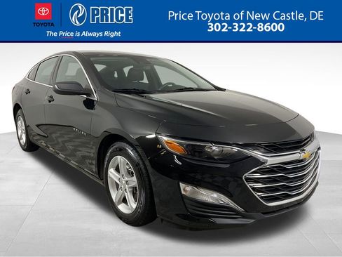 Used 2023 Chevrolet Malibu LS FWD image 1