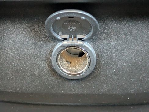 Used 2019 Ford Ranger XL w/ Equipment Group 101A Mid image 13