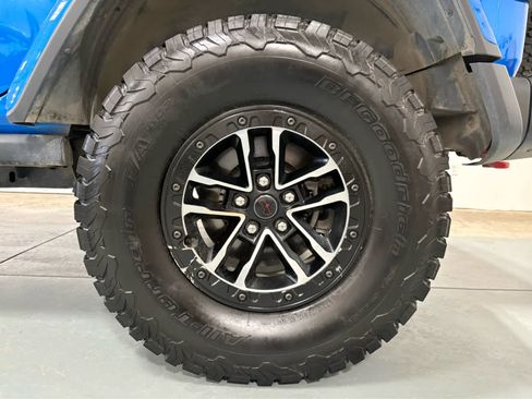 Used 2024 Jeep Wrangler Unlimited Rubicon AWD/4WD image 11