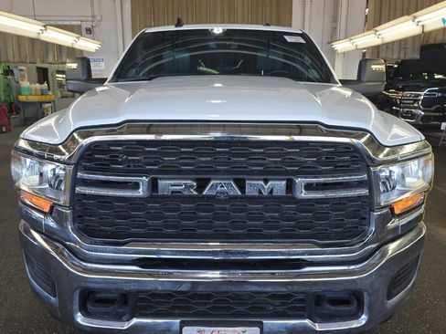 Used 2024 RAM 3500 Tradesman w/ Towing Technology Group image 3
