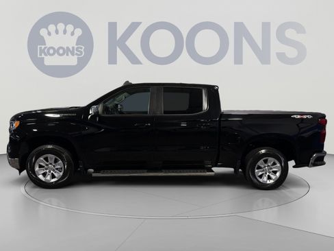 Used 2022 Chevrolet Silverado 1500 LT w/ Safety Package AWD/4WD image 2