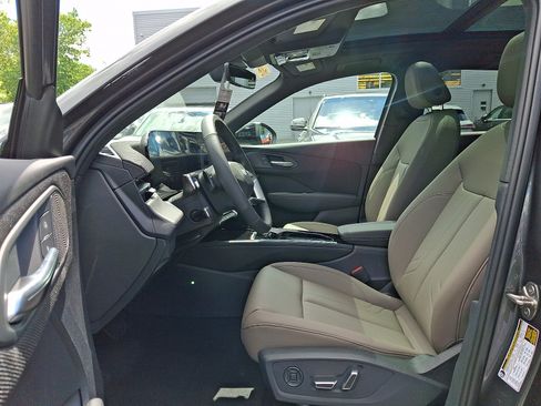 New 2026 Audi Q3 quattro 2.0T AWD/4WD image 9