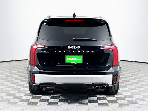 Used 2023 Kia Telluride S image 8