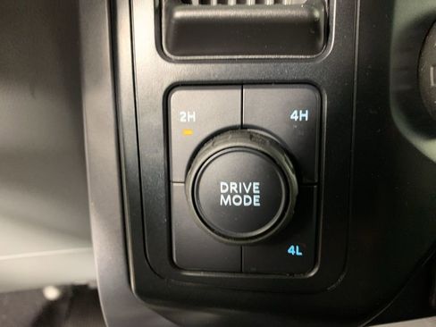 Used 2023 Ford F150 XLT w/ XTR Package image 25