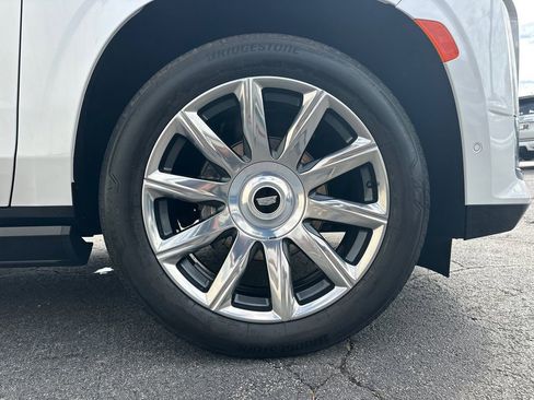 Used 2021 Cadillac Escalade Premium Luxury Platinum image 12