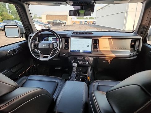 Used 2024 Ford Bronco Badlands AWD/4WD image 35