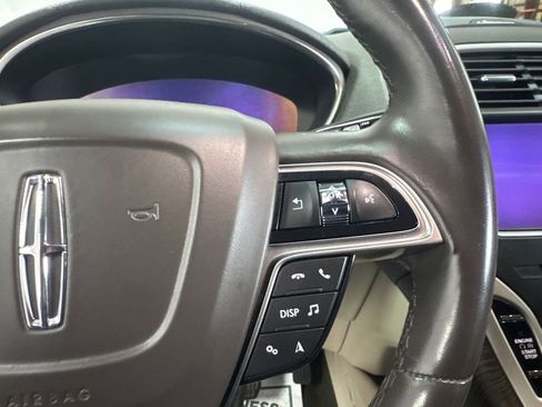Used 2020 Lincoln Nautilus Reserve w/ Monochromatic Package AWD/4WD image 14