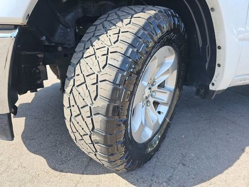 Used 2019 RAM 1500 Laramie RWD image 35