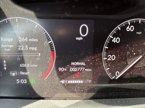 Used 2025 Honda Pilot EX-L image 13