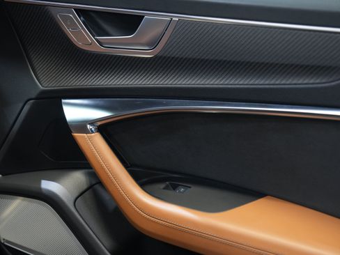 Used 2022 Audi RS 6 image 23