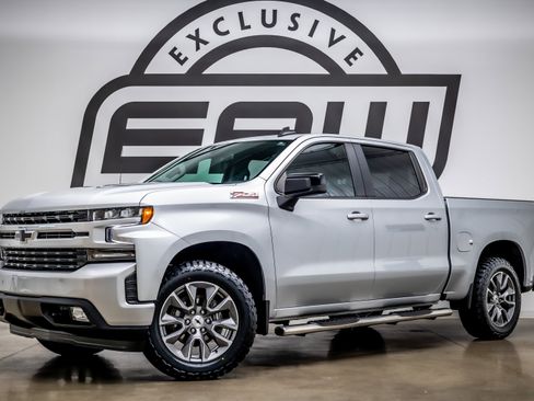 Used 2021 Chevrolet Silverado 1500 RST image 1