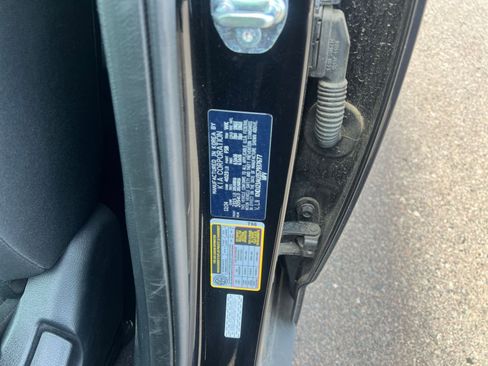Used 2025 Kia Soul LX w/ LX Technology Package FWD image 29