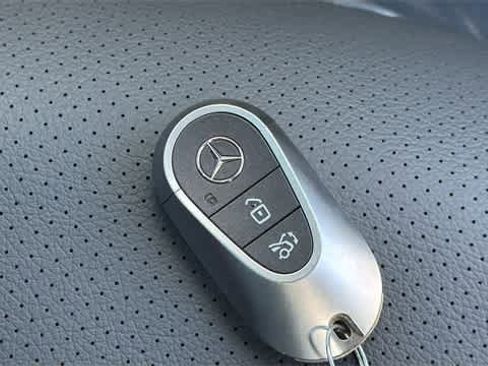 Certified 2025 Mercedes-Benz CLE 300 4MATIC Coupe image 34