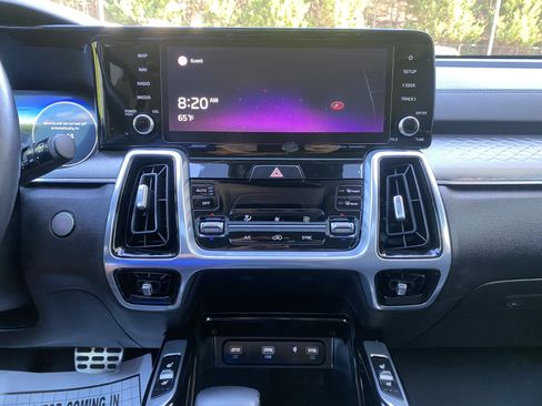Used 2021 Kia Sorento SX FWD image 25