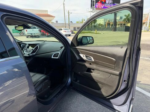 Used 2014 GMC Terrain SLT FWD image 17