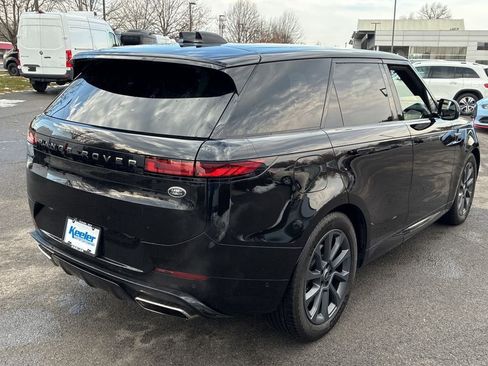 Used 2023 Land Rover Range Rover Sport SE Dynamic image 12