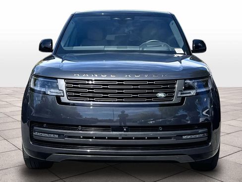 Used 2025 Land Rover Range Rover Long Wheelbase SE AWD/4WD image 3