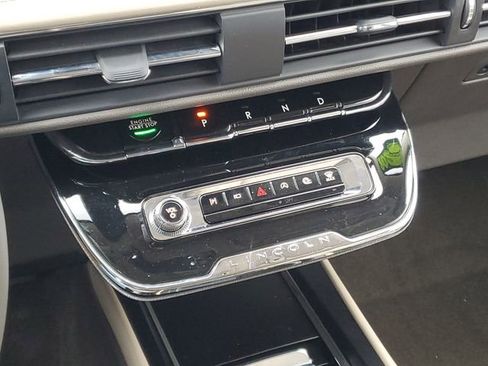 Certified 2023 Lincoln Corsair Standard w/ Equipment Group 101A image 22