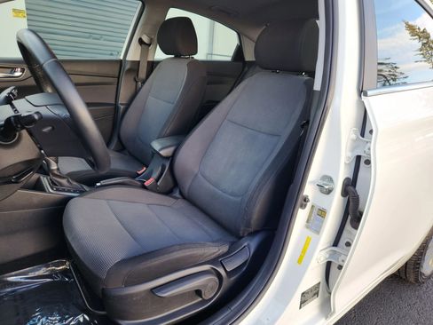 Used 2018 Hyundai Accent Limited image 8