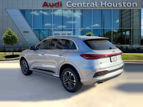 New 2025 Audi Q5 Premium Plus image 3