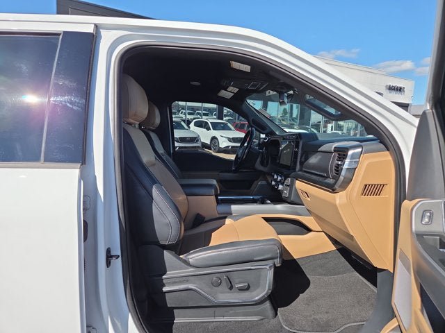 Used 2023 Ford F250 Lariat w/ Lariat Ultimate Package AWD/4WD image 16