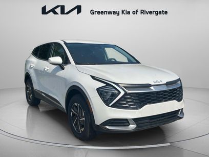 New 2025 Kia Sportage LX