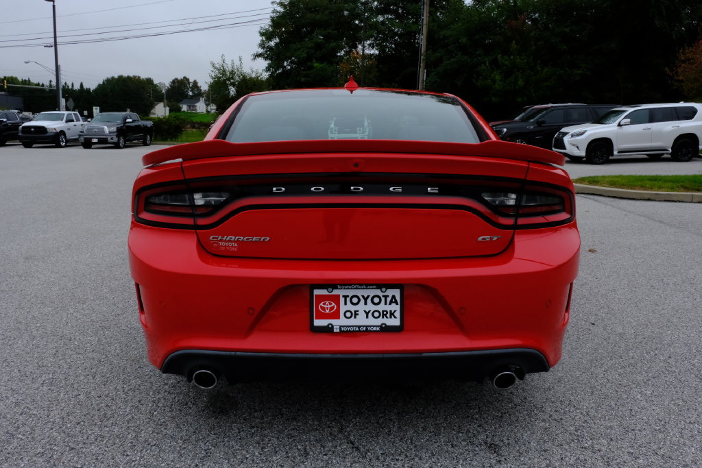 Used 2019 Dodge Charger GT RWD image 4