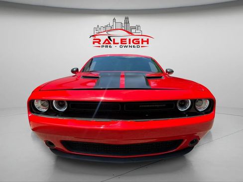 Used 2018 Dodge Challenger SXT Plus image 44