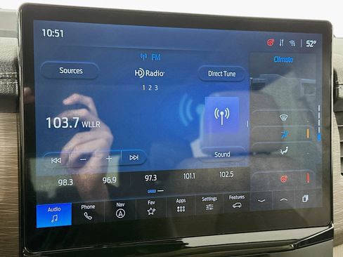 Used 2023 Ford Expedition Limited image 14