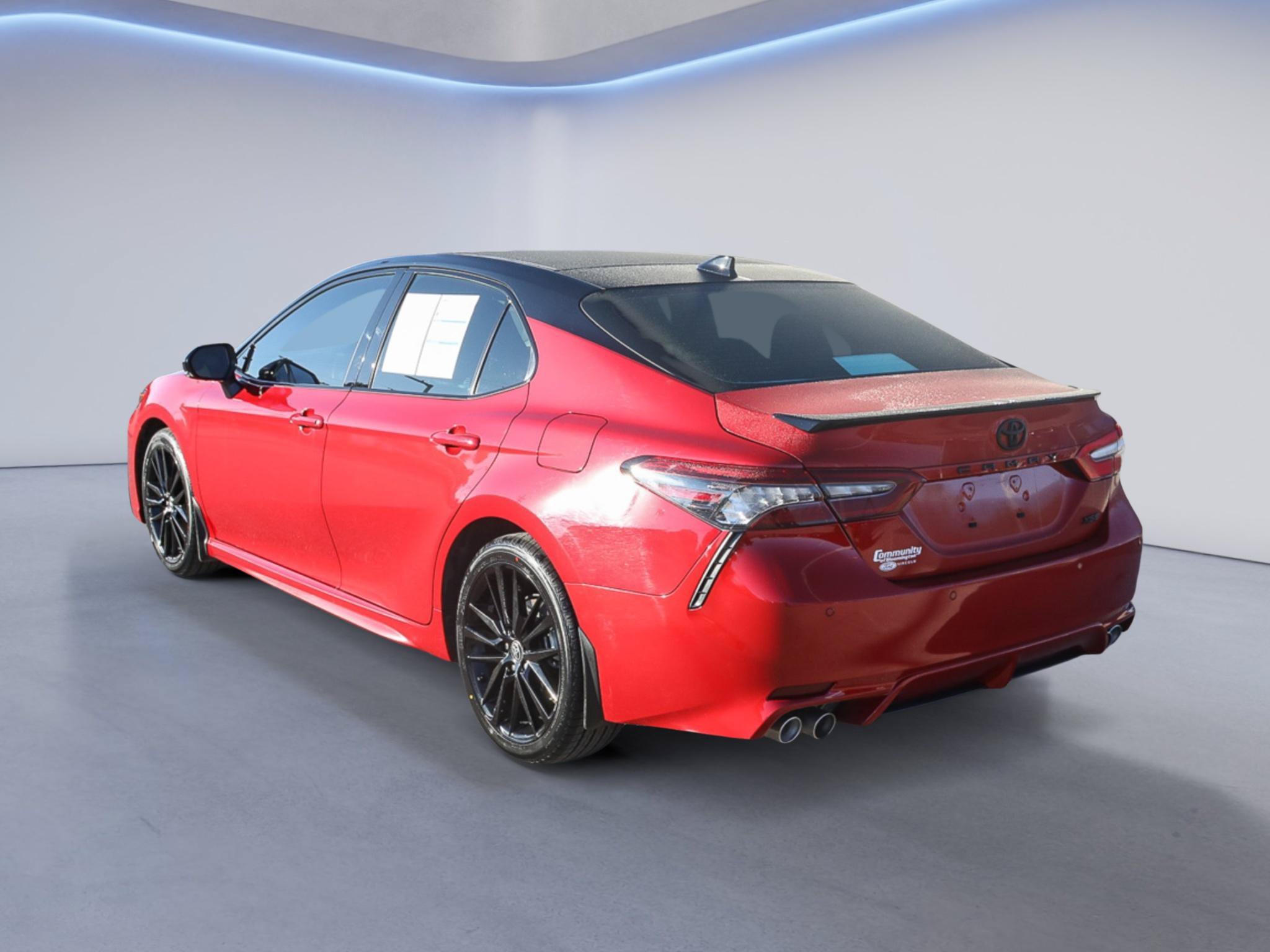 Used 2024 Toyota Camry XSE w/ Navigation Package FWD image 5