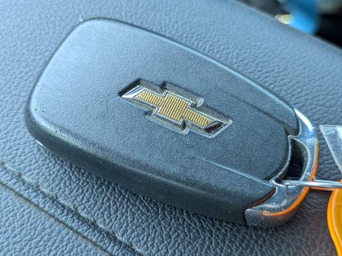 Used 2021 Chevrolet Blazer LT FWD image 25