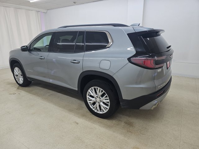 Used 2026 GMC Acadia Elevation w/ Elevation Premium Package FWD image 18