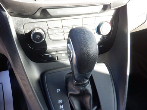 Used 2021 Ford Transit Connect XL image 13