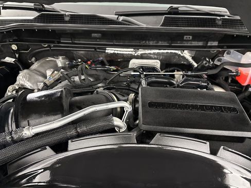 Used 2025 Chevrolet Silverado 3500 LTZ w/ LTZ Premium Package image 29