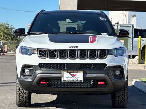 New 2026 Jeep Compass Trailhawk w/ Sun, Sound & Navigation Group AWD/4WD image 14